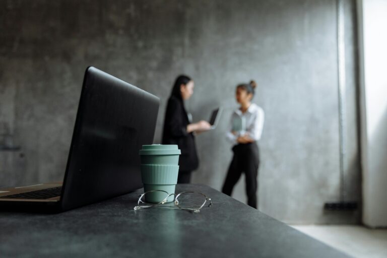 how-does-an-Advertising Company Help Your Business-expand